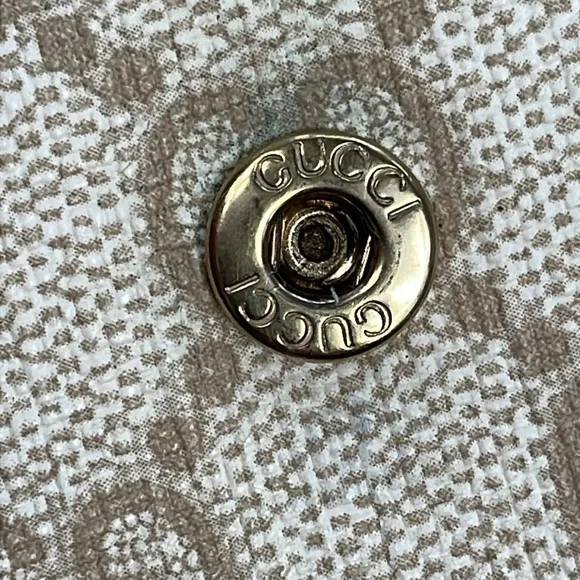 Gucci Continental Long Wallet Monogram GG Supreme Ivory Beige Belt Buckle Flap - Picture 16 of 17